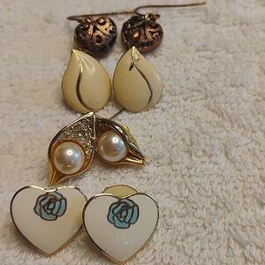 Lot of earrings Shye Hearts Marvella Faux Pearls Rhinestone